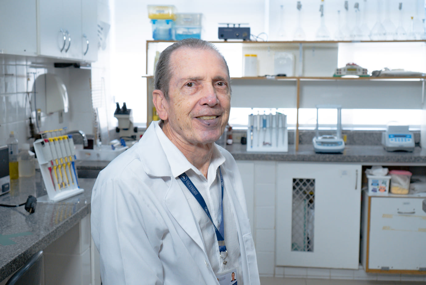 Prof Elisardo Vasques é um dos 5% que venceu o câncer da cabeça do pâncreas.